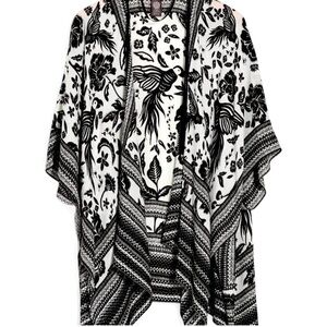 Vince Camuto Bird Floral Kimono Fringe Black and White One Size Stunning 🕊️🖤🤍
